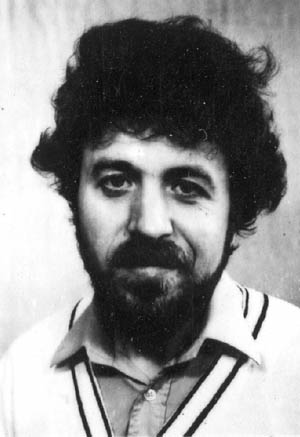 Альминдеров Владимир Васильевич- учитель физики